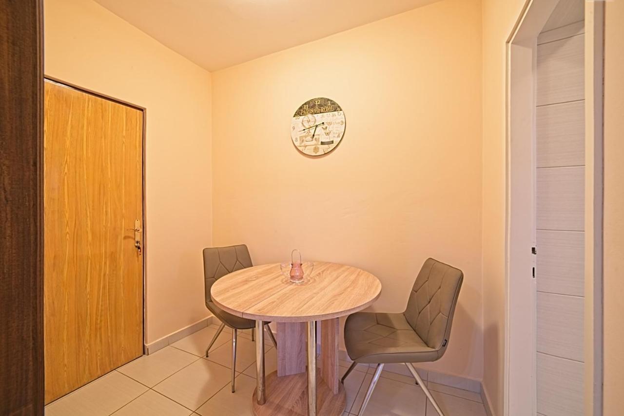 Studio Apartments Peric Rab Kampor Exteriör bild